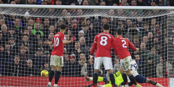 马丁内斯怒斥曼联丢分：狼队平局揭示红魔隐患