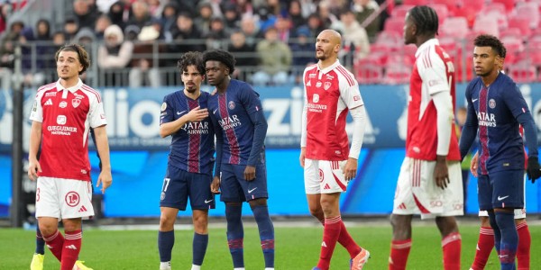 法甲-阿什拉夫梅开二度李刚仁送点 巴黎3-0布雷斯特