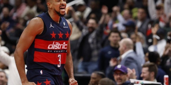 麦科勒姆46分命中10记三分 奇才主场大胜老鹰