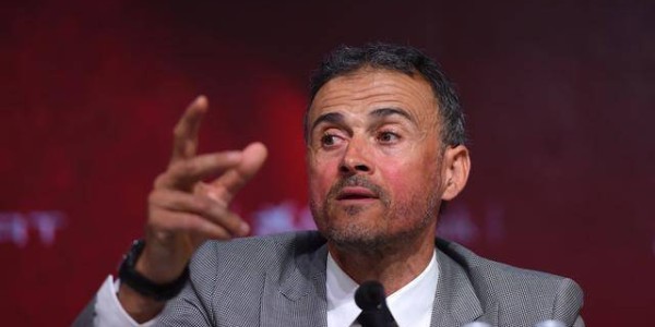 科拉罗夫看好国米捧杯，恩里克拥有阿莫林的缺点