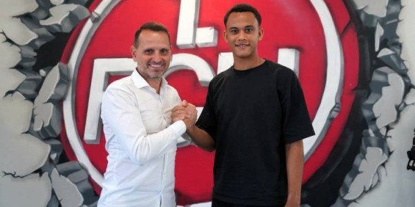 官方：拜仁后卫塔雷克-布赫曼租借加盟纽伦堡，租期一个赛季