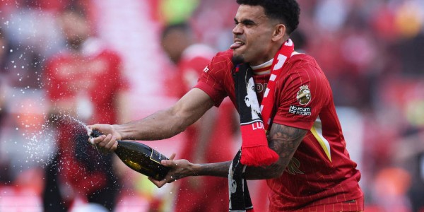 曝迪亚斯会向利物浦提出离队转投巴萨 无注册附加条款